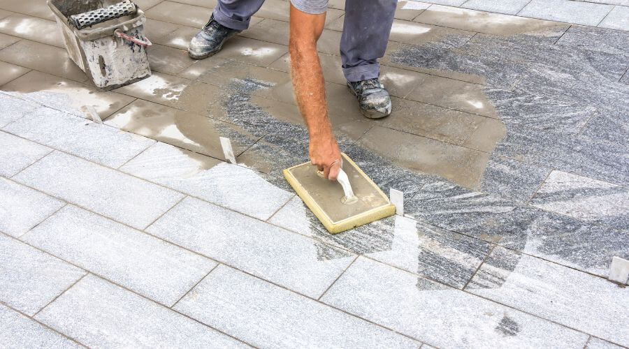 Expert Emergency Roof Repairs services in Yatahey, NM